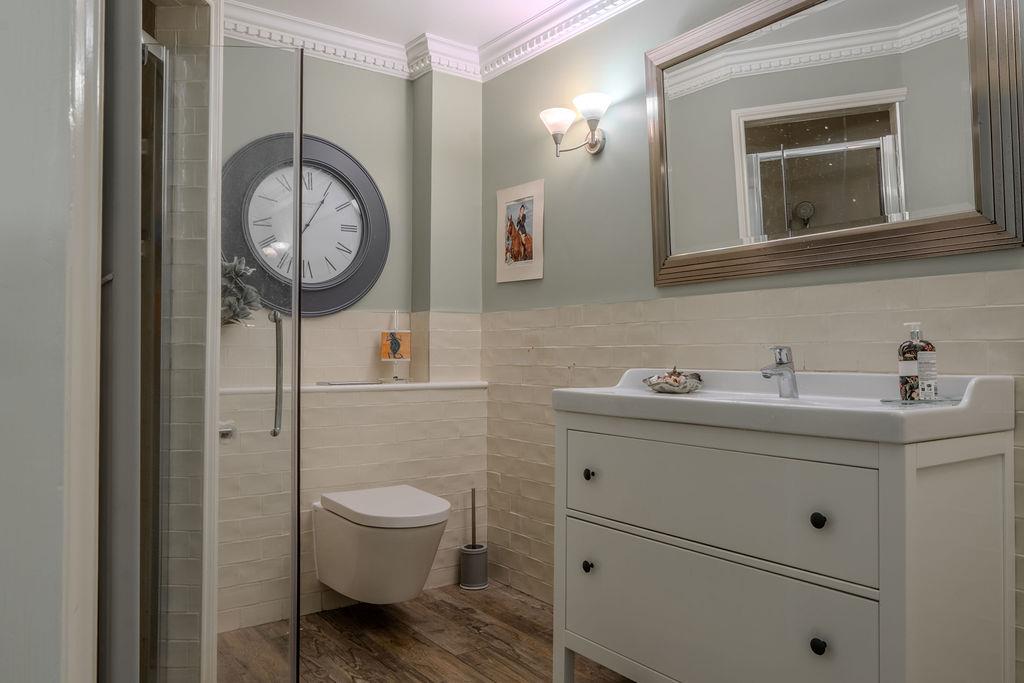 Ground Floor Bathroom